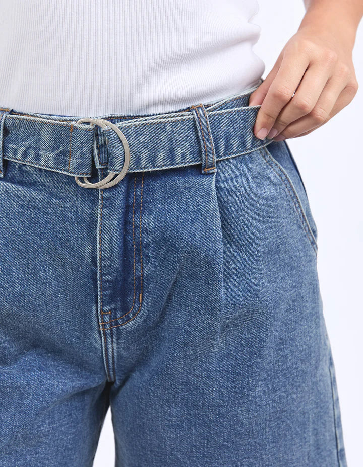 Saint Short