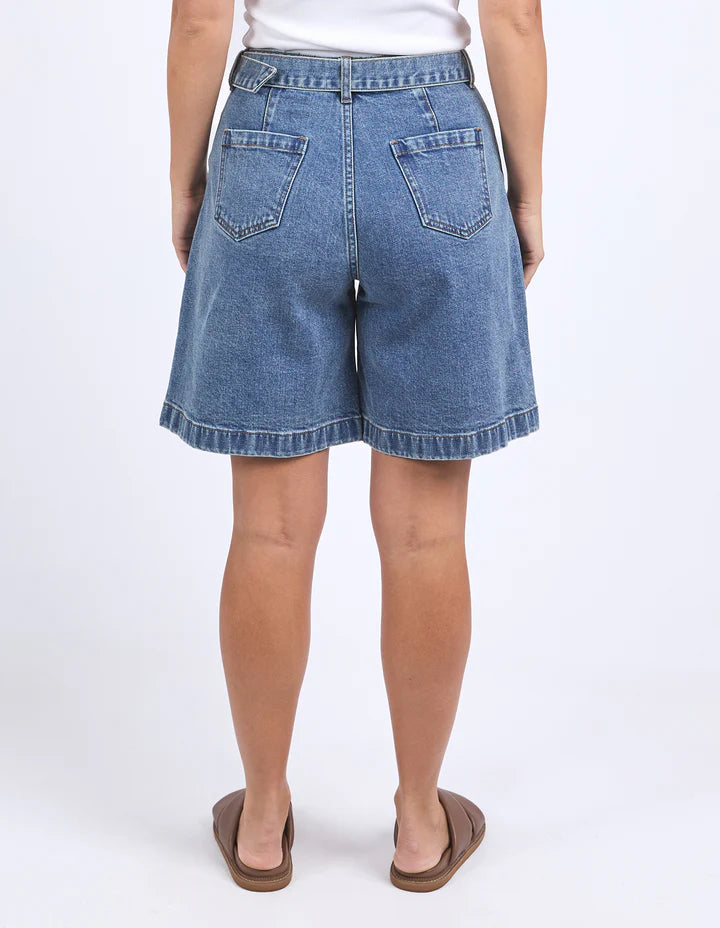 Saint Short