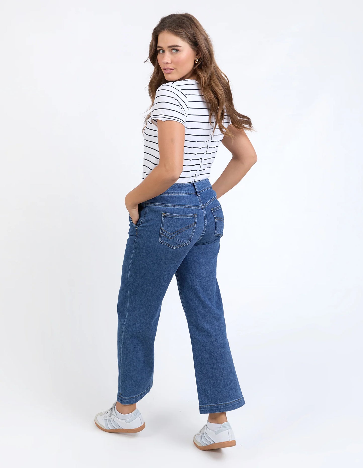Izzy Wide Leg Jean