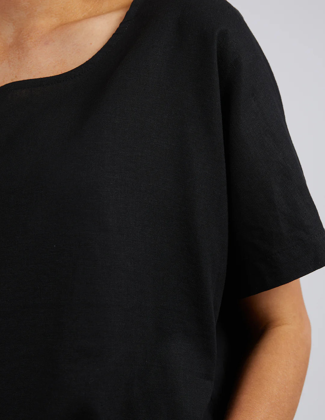 Curtis Woven S/S Tee Black