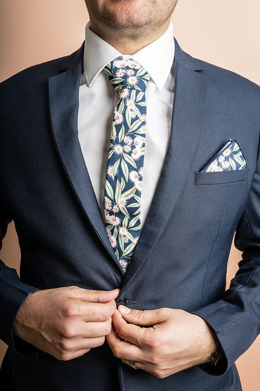 Flowering Gum Cotton Tie