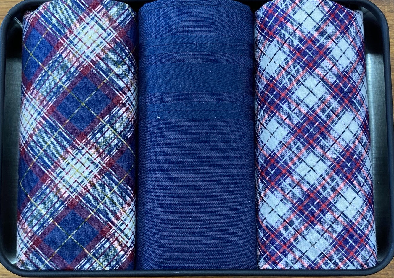 Mens Handkerchief Tins