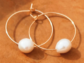 Gloria Pearl Hoops