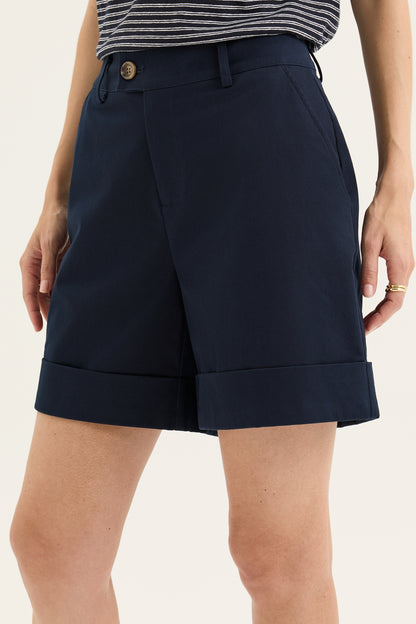 Nova Short