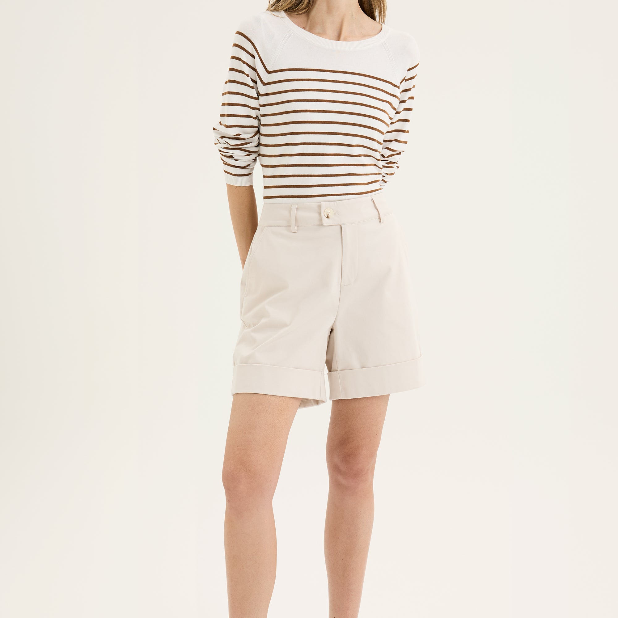Nova Short