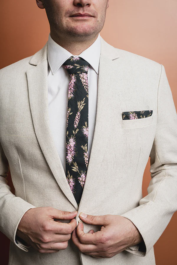 Bottlebrush Green Tie